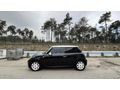 MİNİ ONE 242.000 siyah beyaz 