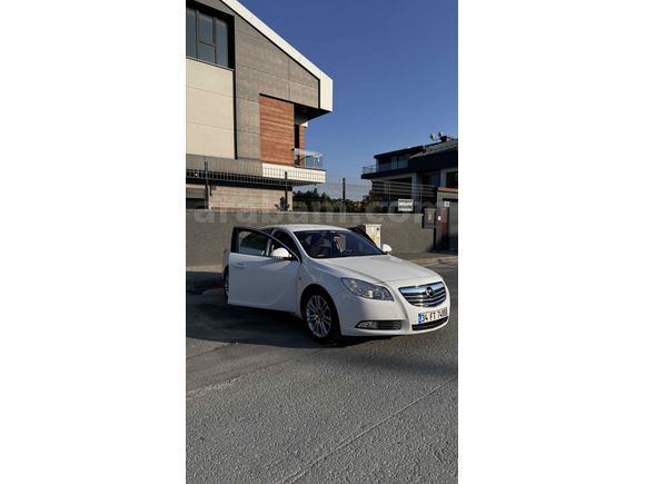 Sahibinden Opel Insignia 2.0 CDTI CDTi 2011 Model 
