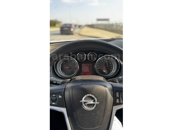 Sahibinden Opel Insignia 2.0 CDTI CDTi 2011 Model 