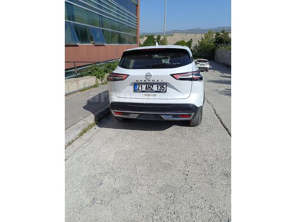 Sahibinden Nissan Qashqai 1.3 DIG-T Design Pack 2025 Model