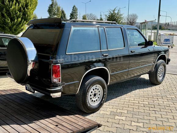 Premium Auto 35 - Koleksiyonluk Chevrolet Blazer S 10