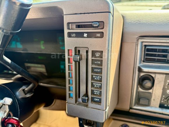 Premium Auto 35 - Koleksiyonluk Chevrolet Blazer S 10