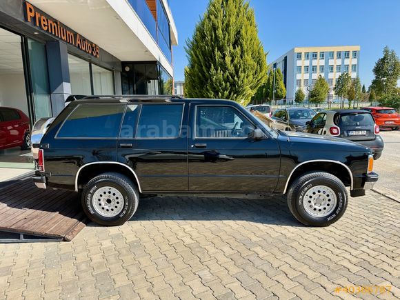 Premium Auto 35 - Koleksiyonluk Chevrolet Blazer S 10