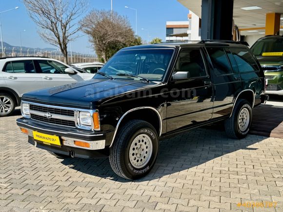 Premium Auto 35 - Koleksiyonluk Chevrolet Blazer S 10