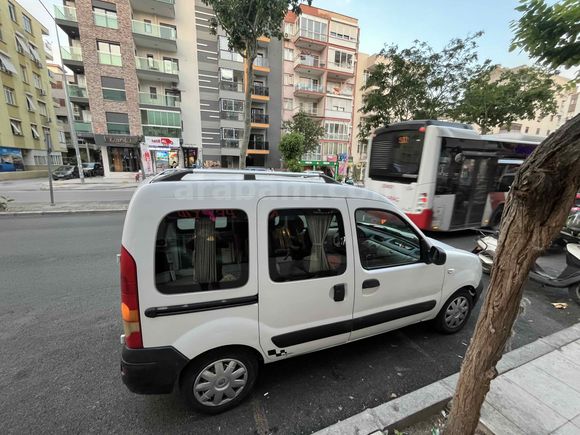 Sahibinden Renault Kangoo 1.5 dCi Expression 2009 Model 