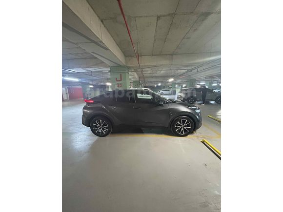 Doktordan Toyota C-HR 1.8 Hybrid Passion 2024 Model 