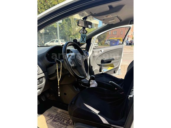 Motor Takaslı Corsa!!