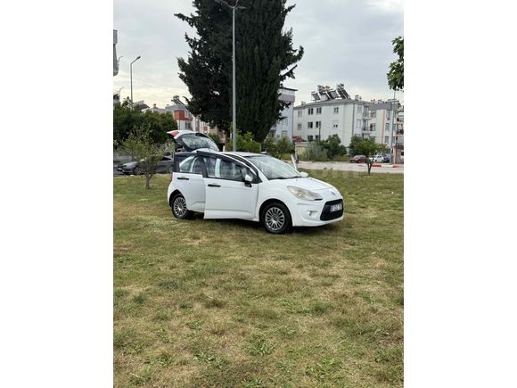 Galeriden Citroen C3 1.4 HDi Attraction 2011 Model Antalya