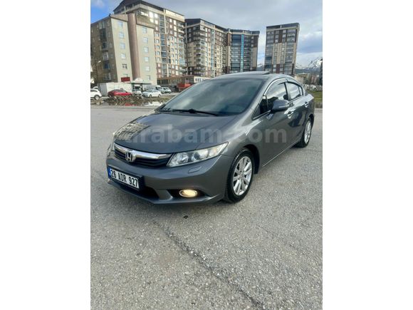 Sahibinden Honda Civic 1.6 Eco Elegance 2013 Model Muş 125.000 km Füme