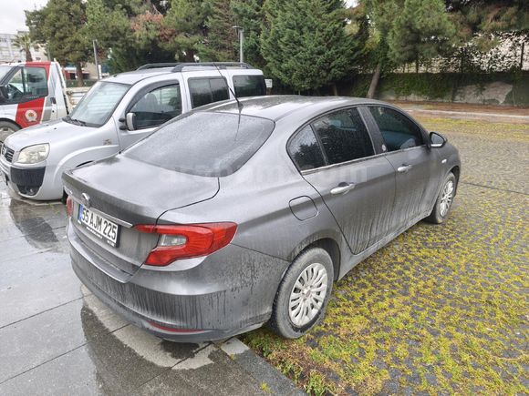 Sahibinden Fiat Egea 1.4 Fire Easy 2023 Model