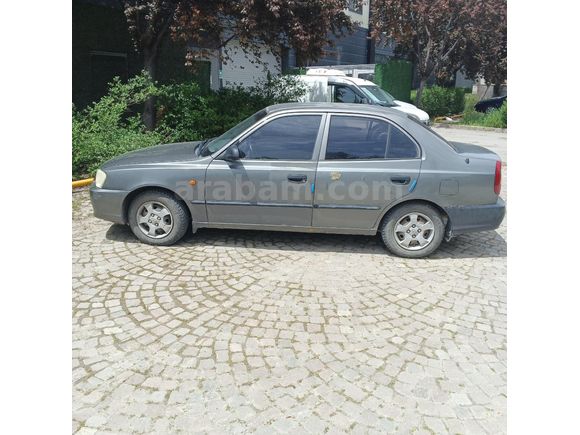 Sahibinden Hyundai Accent 1.3 1.3i 2000 Model