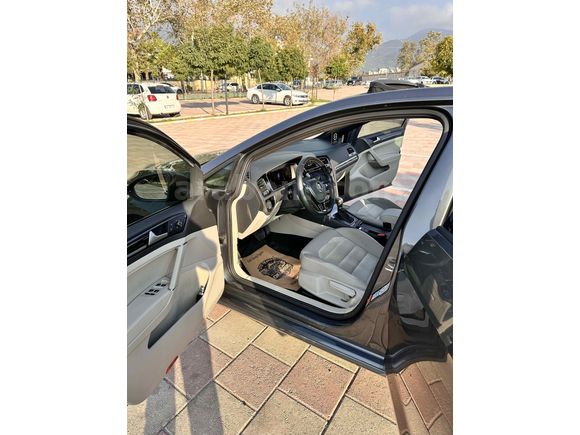 Hatasız tertemiz  full servis bakımlı 