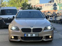 BMW 520D EMSALSİZ LANSMAN RENK VADE/KREDİ /TAKAS İMKANI