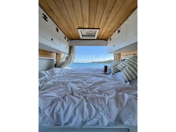 Boyasız- Değişensiz Renault Master Motokaravan 