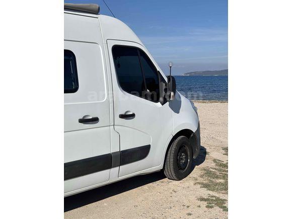 Boyasız- Değişensiz Renault Master Motokaravan 
