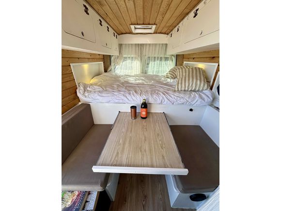 Boyasız- Değişensiz Renault Master Motokaravan 