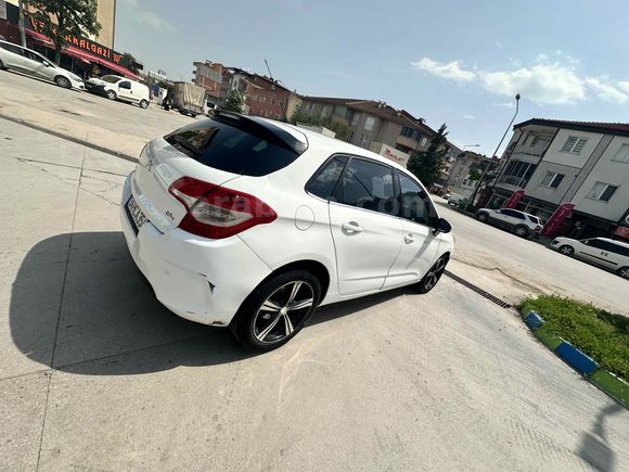 Sahibinden Citroen C4 1.6 e-HDi Confort Plus 2012 Model Bursa