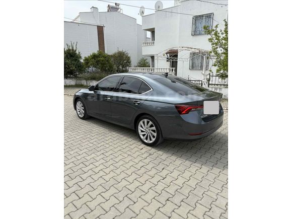  Skoda Octavia 1.5 e-Tec