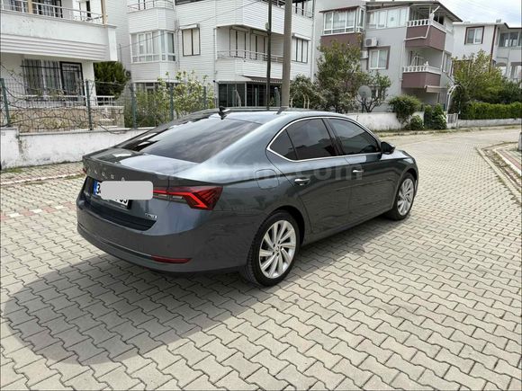  Skoda Octavia 1.5 e-Tec