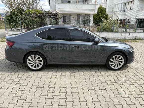  Skoda Octavia 1.5 e-Tec
