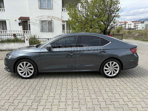  Skoda Octavia 1.5 e-Tec