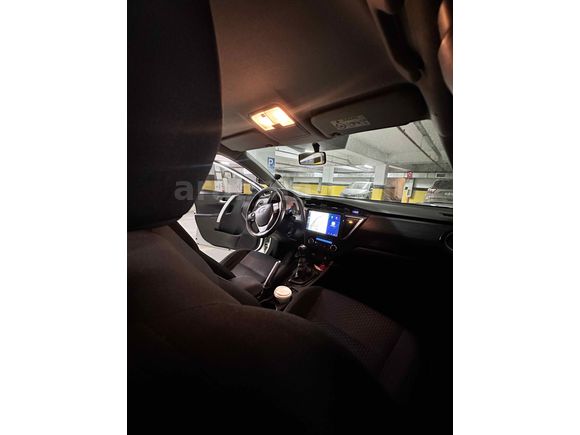 Sahibinden Toyota Auris 1.33 Life 2013 Model 