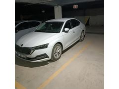 Skoda Octavia 1.0 e-Tec Premium 2023 Model