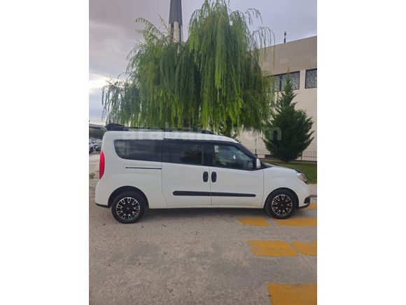 Sahibinden Fiat Doblo Combi 1.6 Multijet Maxi Premio Plus 2017 Model