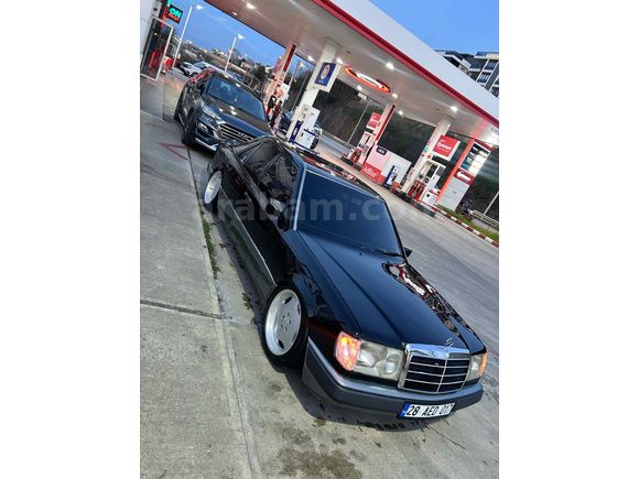 Acil satılık Sahibinden Mercedes - Benz 200 E 1992 Model 