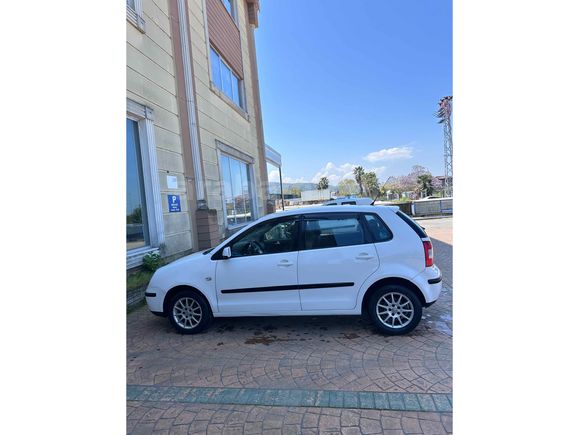 Sahibinden Volkswagen Polo 1.4 TDi Trendline 2004 Model  379.000 km Beyaz