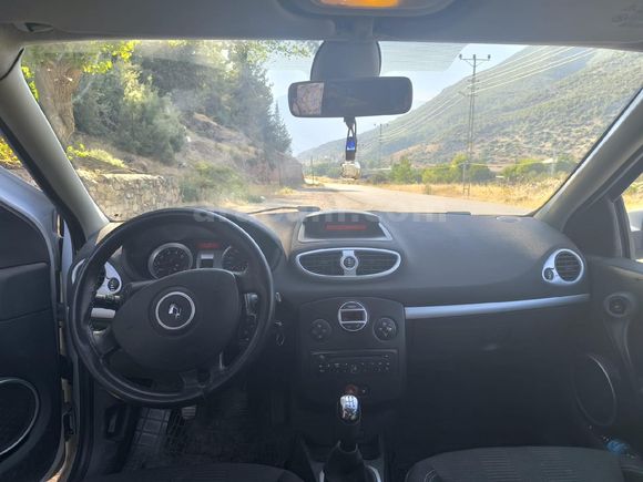Sahibinden Renault Clio 1.4 Dynamique 2009 Model