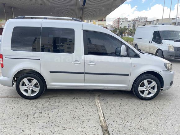 Volkswagen Caddy 1.6 TDI Comfortline 2011 