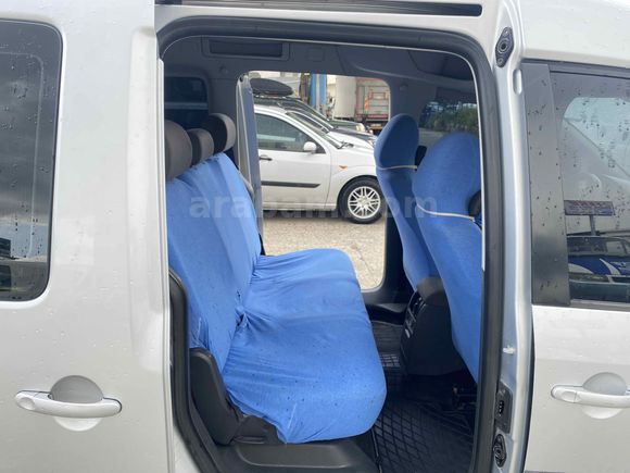 Volkswagen Caddy 1.6 TDI Comfortline 2011 
