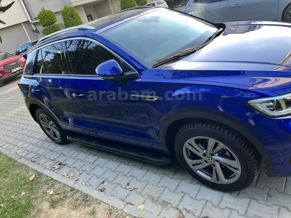 Sahibinden Volkswagen T-Roc 1.5 TSI R-Line 2024 Model  19000 km Mavi (metalik)