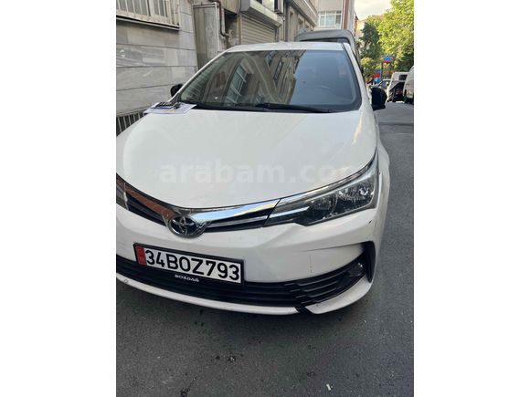 Sahibinden Toyota Corolla 1.4 D-4D Touch 2018 Model  140000 km Beyaz