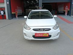 Galeriden Hyundai Accent Blue 1.6 CRDI Mode Plus 2012 Model Adıyaman 163.179 km Beyaz