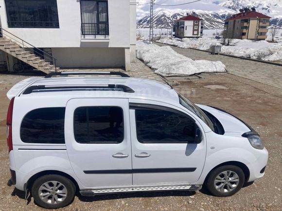 Sahibinden Renault Kangoo 1.5 dCi Touch 2017 Model 