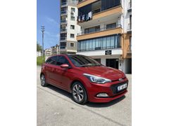 Sahibinden Hyundai i20 1.2 MPI Style 2015 Model  150.000 km Kırmızı