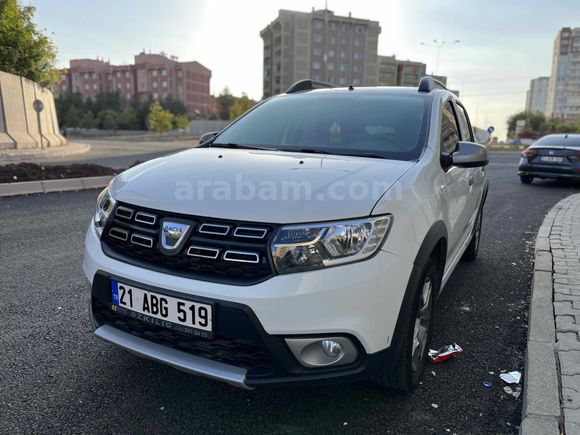 Sahibinden Dacia Sandero 1.0 Stepway 2020 Model  107.000 km Beyaz