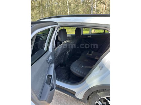 Sahibinden Ford Focus 1.0 EcoBoost Active X 2023 Model 