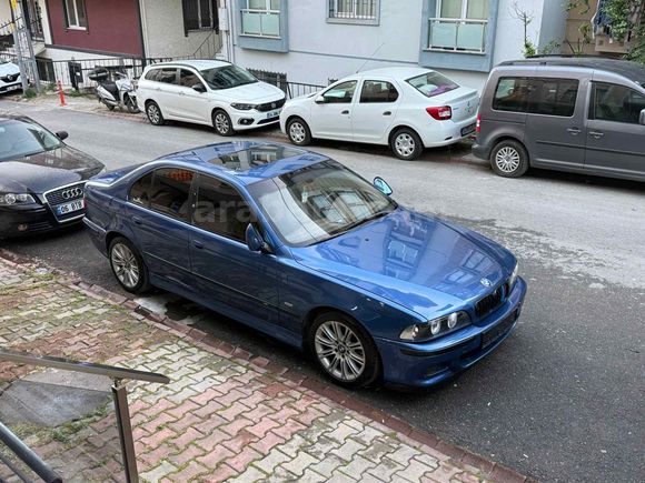 TR’de tek  SKY BLUE + PiANO BLACK 3.0 v6 231 hp