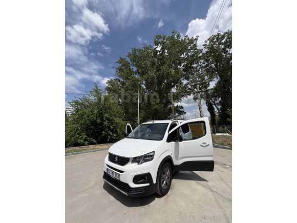 Sahibinden Peugeot Rifter 1.5 BlueHDI Allure 2022 Model 