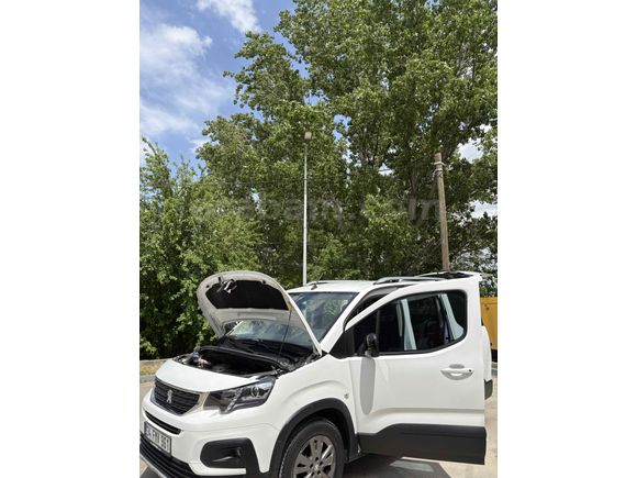 Sahibinden Peugeot Rifter 1.5 BlueHDI Allure 2022 Model 