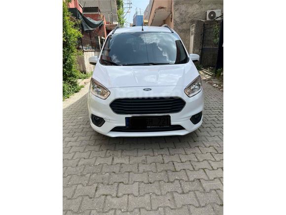 Sahibinden Ford Tourneo Courier 1.5 TDCi Titanium 2021 Model 