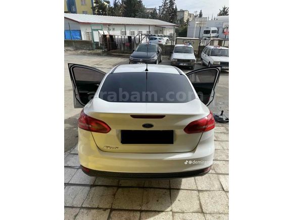 Boyasiz tramersiz Ford Focus 1.6 TDCi Style 2016  