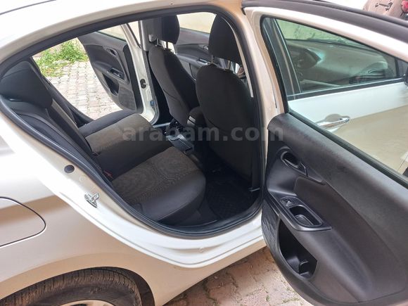 Sahibinden Fiat Egea 1.3 Multijet Easy Plus 2018 Model  182.000 km Beyaz