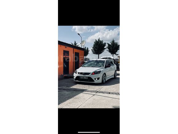 Sahibinden Ford Focus 1.6 Titanium 2011 Model 