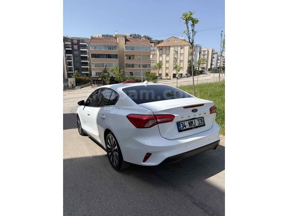Sahibinden Ford Focus 1.0 EcoBoost Titanium X 2023 Model 