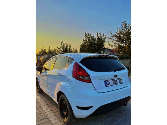 FORD FİESTA 2011  1.4 TDCİ 