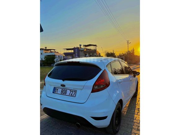 FORD FİESTA 2011  1.4 TDCİ 
